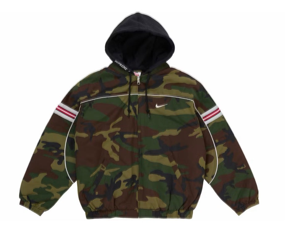 Supreme x Nike Nylon Hooded Jacket - Woodland Camo - Medium