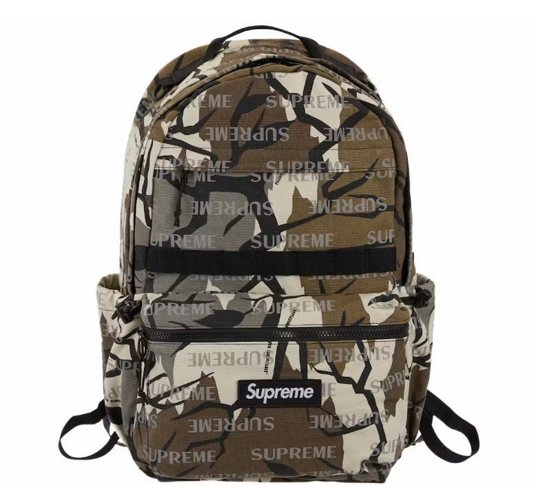 Supreme Logo Backpack (FW26) (PREDATOR CAMO)