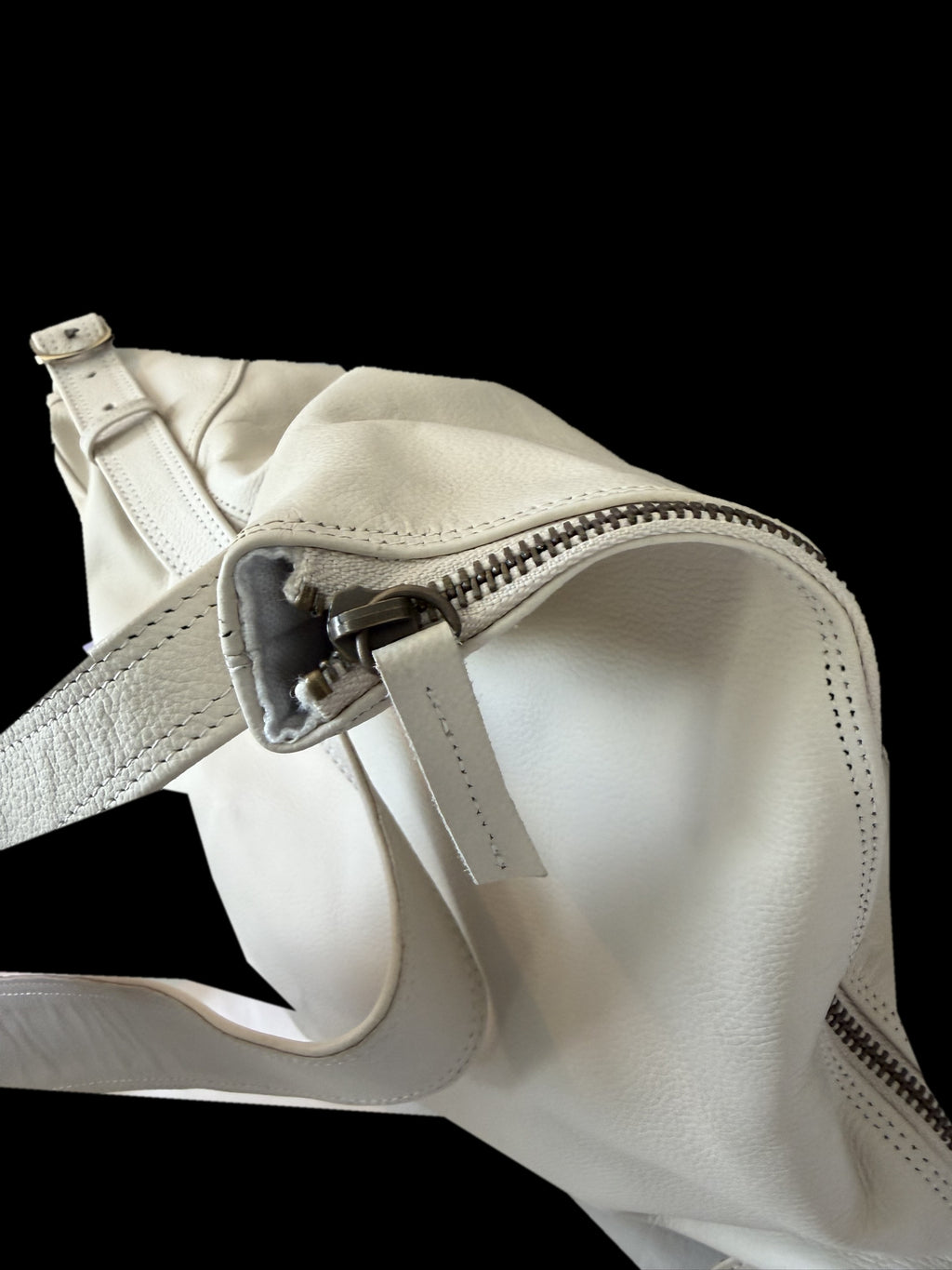 GV Gallery Raspberry ‘Cream Shoulder’ Bag